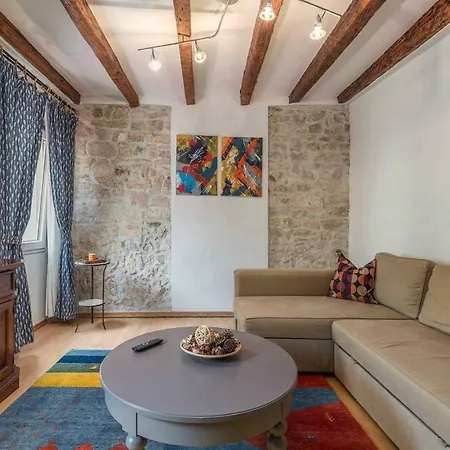 Eufrasiano Apartment